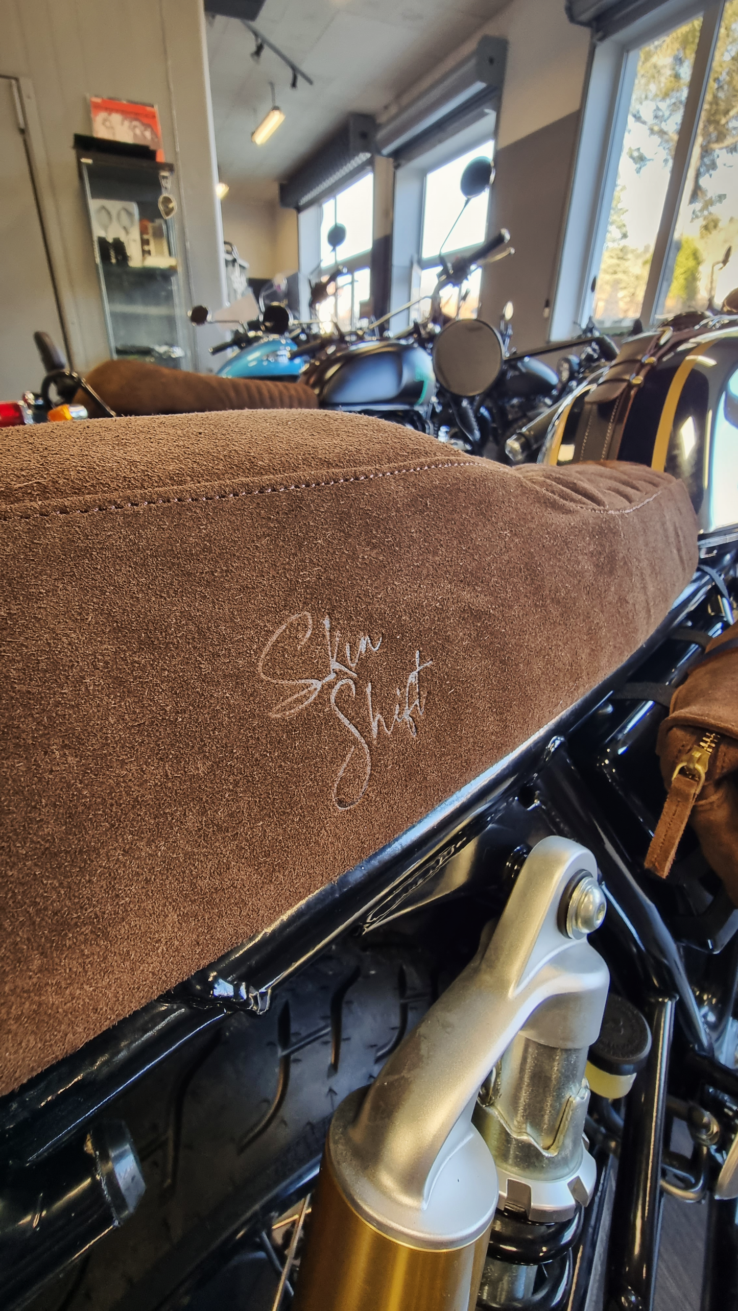 Brown leather COMFORT seat cover for Royal Enfield Continentale GT 650