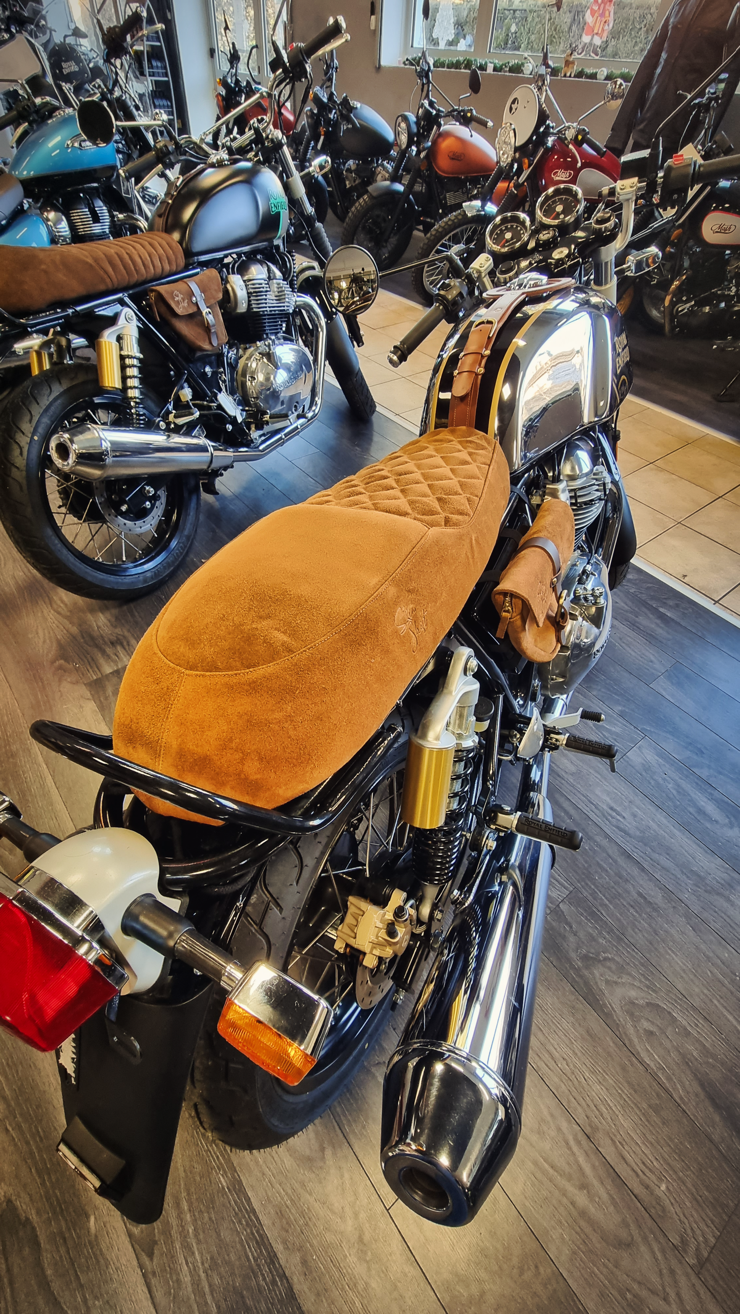 Camel leather COMFORT seat cover for Royal Enfield Continentale GT 650