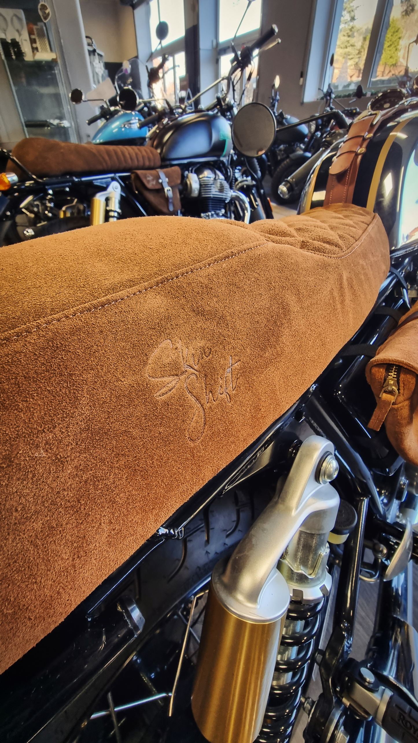 Camel leather COMFORT seat cover for Royal Enfield Continentale GT 650