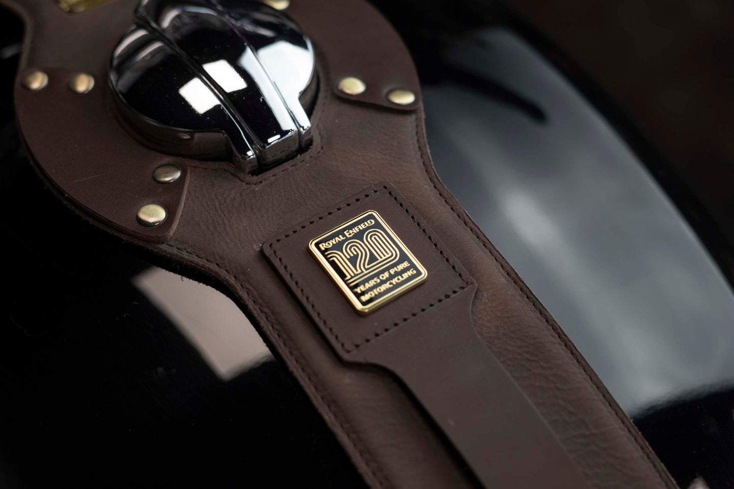 Brown tank strap 120th anniversary Royal Enfield Interceptor and Continentale GT 650